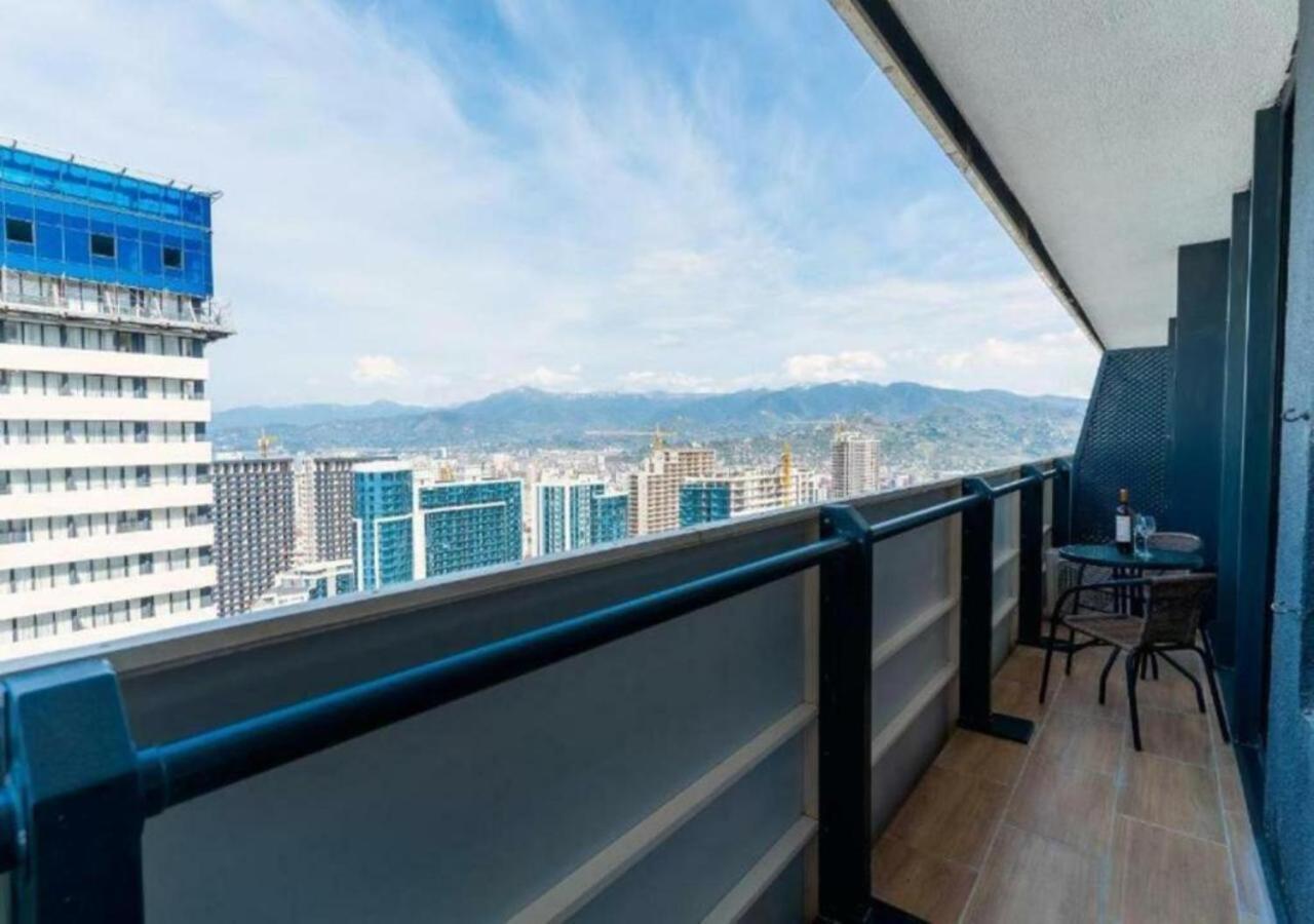 Seaside Resort In New Orbi Twins Batumi Exterior photo