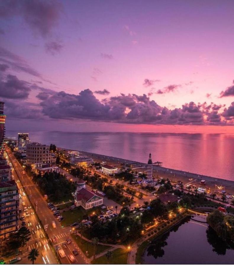 Seaside Resort In New Orbi Twins Batumi Exterior photo