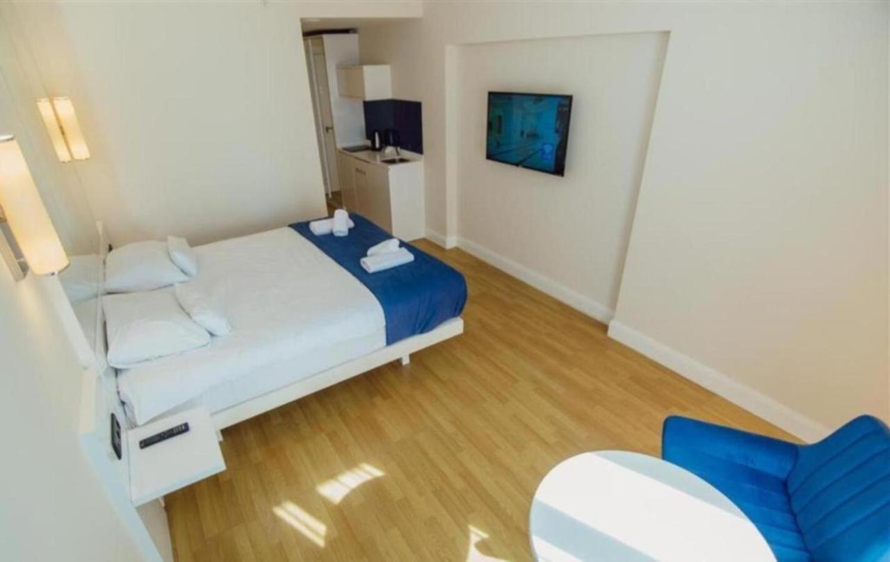 Seaside Resort In New Orbi Twins Batumi Exterior photo