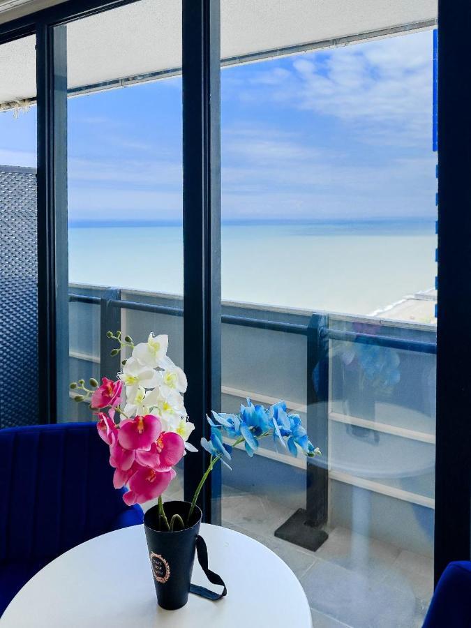 Seaside Resort In New Orbi Twins Batumi Exterior photo